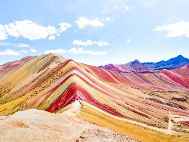 Podróż po tęczowych górach Landmannalaugar na Islandii
