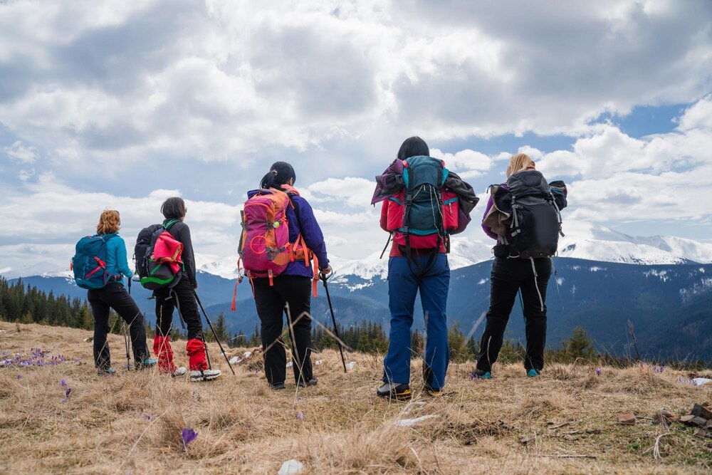 Bezpieczne zwiedzanie Etny: trekking i kolejka linowa