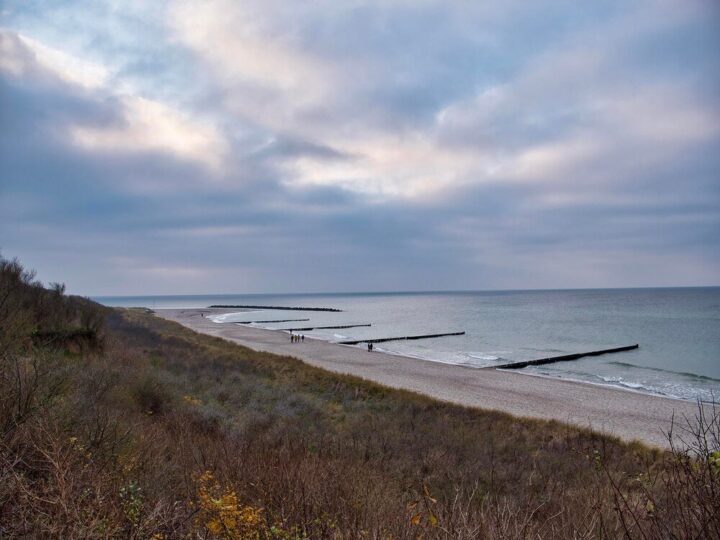 Najpiękniejsze miejscowości nad polskim morzem – przewodnik po wybrzeżu Bałtyku